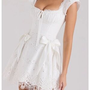 Elegant White Lace Dress